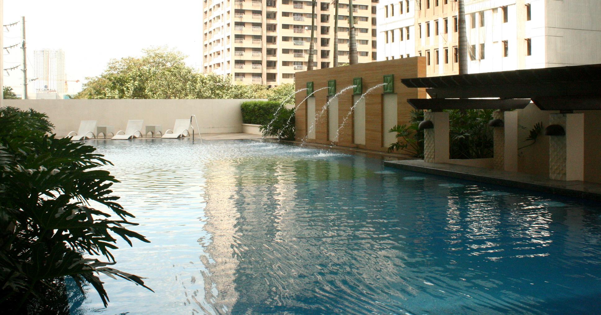 The Exchange Regency Residence Hotel Managed By Hii Manila Exterior photo